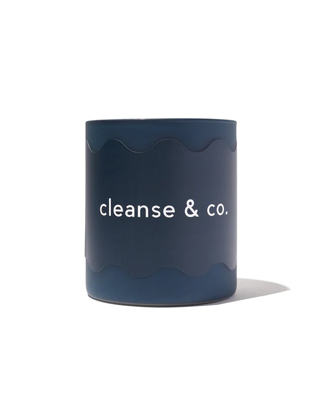 CLEANSE AND CO WAVY CANDLE NAVY CASHMERE AMBER & VANILLA