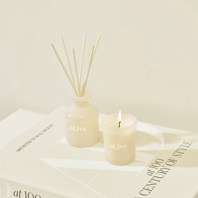 AL.IVE BODY GOLDEN WATTLE & CITRIUS MINI CANDLE BAUBLE