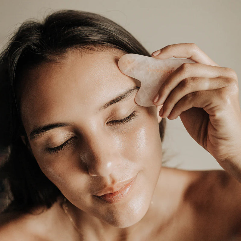 RETREATMENT BOTANICS ROSE QUARTZ GUA SHA