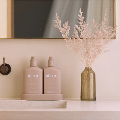 AL.IVE BODY WASH & LOTION APRICOT & SWEET FIG