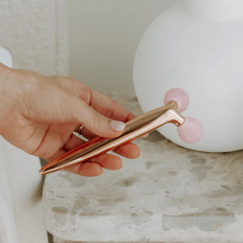 RETREATMENT BOTANICS LIFT AND DEFINE 3D FACIAL ROLLER